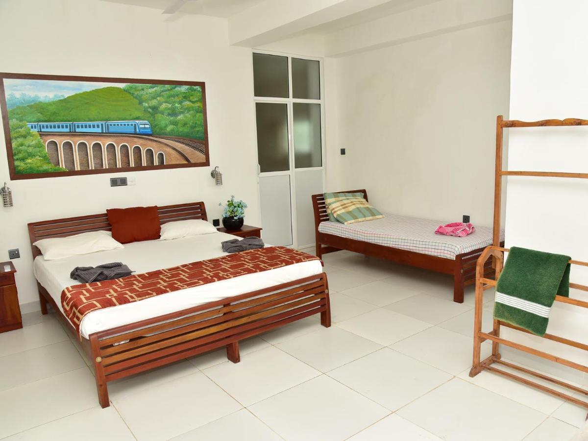 Hotel Happy Tuna Hikkaduwa Exterior photo